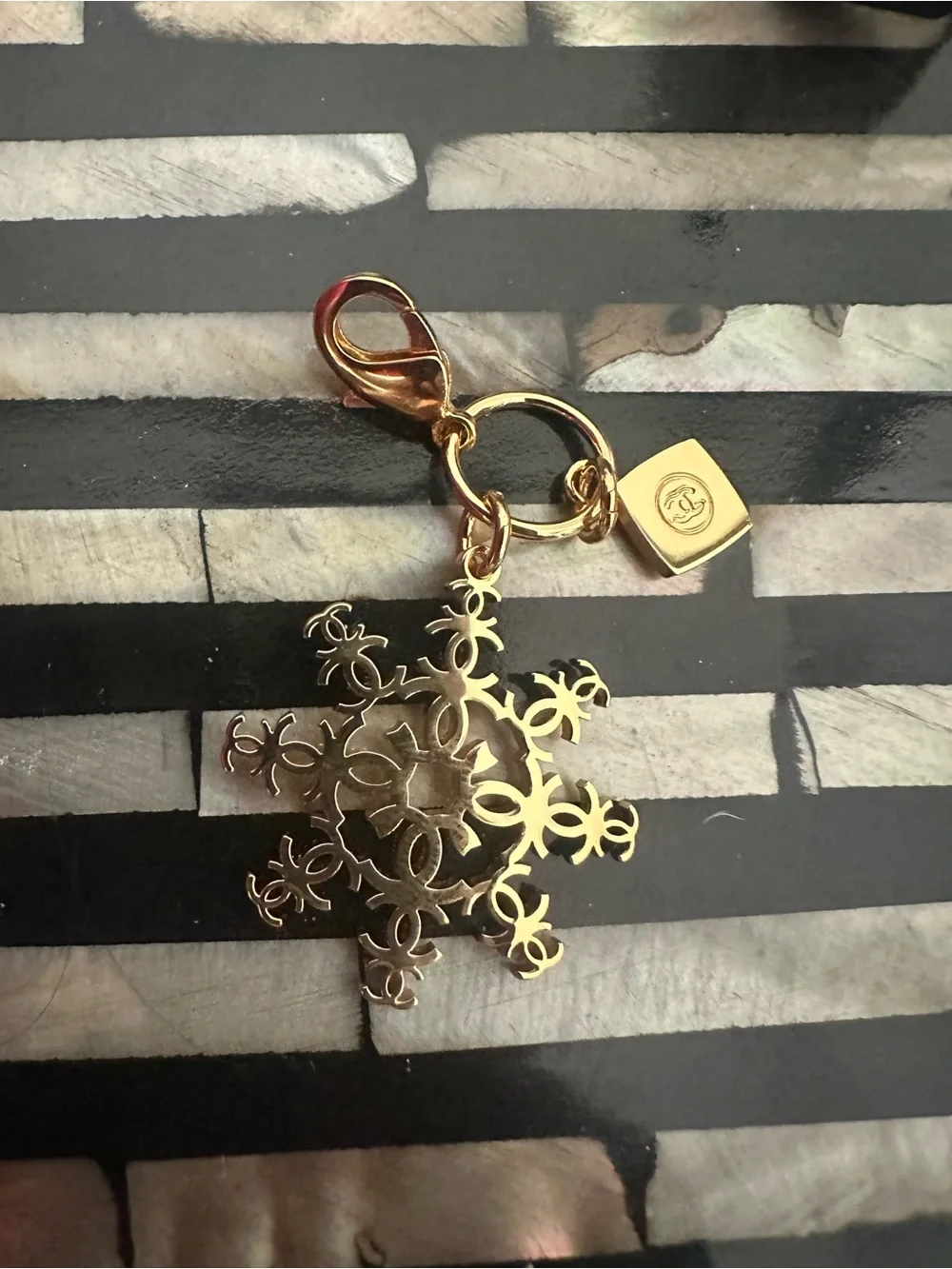 CHANEL Gold Snowflake CC Logo Key Charm
